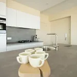 Bel 'vu 公寓 *